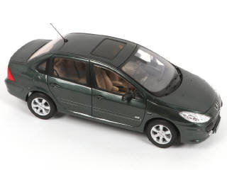 Lot 38 - DIVERS (CHINE) (2)