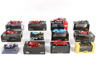 Lot 298 - DIVERS (12)