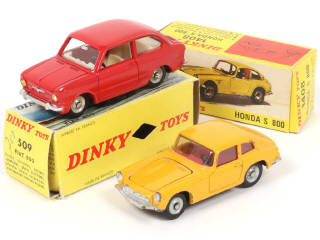 Lot 357 - DINKY TOYS (FRANCE) (2)