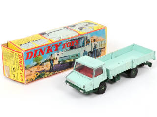 Lot 340 - DINKY TOYS (FRANCE) (1)