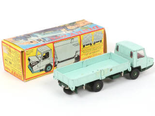 Lot 340 - DINKY TOYS (FRANCE) (1)