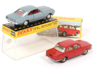 Lot 353 - DINKY TOYS (FRANCE) (2)