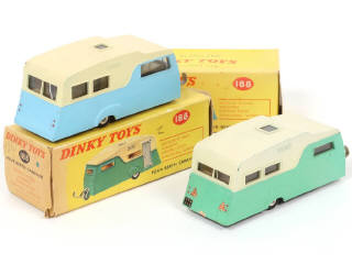 Lot 288 - DINKY TOYS (GB) (2)