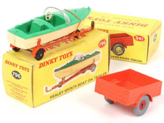 Lot 290 - DINKY TOYS (GB) (2)