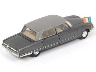 Lot 312 - DINKY TOYS (FRANCE) (1)