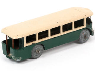 Lot 322 - DINKY TOYS (FRANCE) (1)