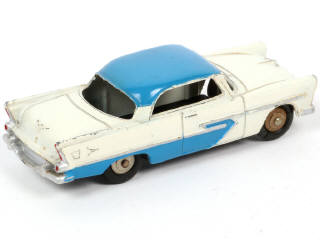 Lot 300 - DINKY TOYS (FRANCE) (1)