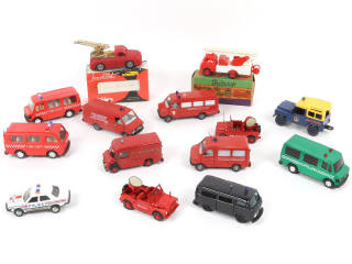 Lot 169 - DIVERS (14)