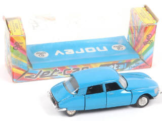 Lot 254 - NOREV - JET CAR (FRANCE) (1)