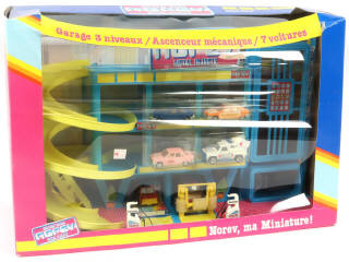 Lot 136 - NOREV - JET CAR (FRANCE) (1)