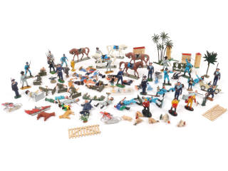 Lot 21 - DIVERS (40)