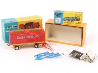 Lot 216 - CORGI TOYS (GB) (2)