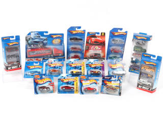 Lot 129 - HOT WHEELS (USA) (16)