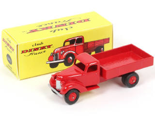 Lot 295 - CLUB DINKY FRANCE (1)