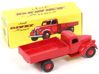 Lot 295 - CLUB DINKY FRANCE (1)