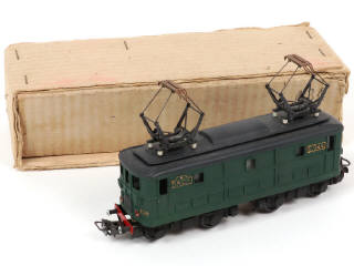 Lot 17 - P.M.P. 'HO' (FRANCE) (1)