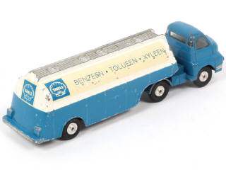 Lot 128 - CORGI TOYS (GB) (1)