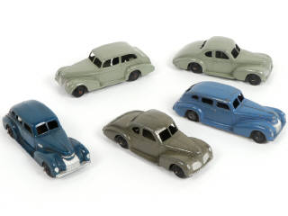 Lot 262 - DINKY TOYS (GB) (5)