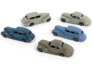 Lot 262 - DINKY TOYS (GB) (5)