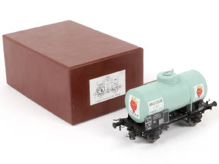 Lot 28 - AMJI MODELS (PAYS-BAS) (1)