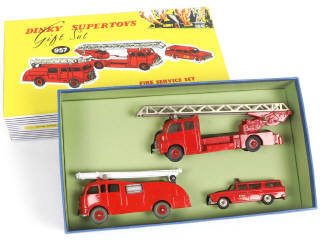 Lot 264 - DINKY TOYS (GB) (1)