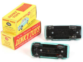 Lot 267 - DINKY TOYS (GB) (2)