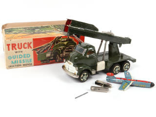 Lot 58 - YONEZAWA TOYS (JAPON) (1)