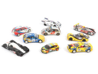 Lot 27 - SCALEXTRIC (GB) (9)
