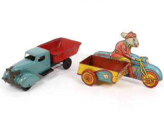 Lot 106 - DIVERS (USA) (2)