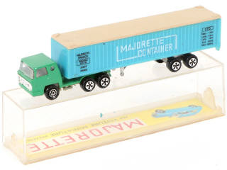 Lot 32 - MAJORETTE (FRANCE) (1)