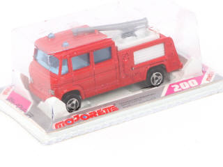 Lot 121 - MAJORETTE (FRANCE) (1)