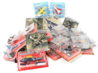 Lot 155 - DIVERS (28)