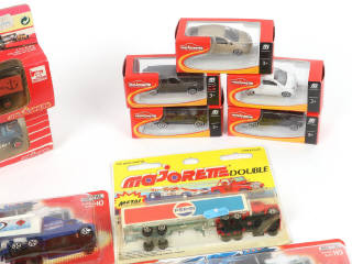 Lot 265 - MAJORETTE (FRANCE) (15)