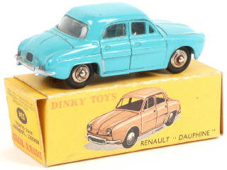 Lot 331 - DINKY TOYS (FRANCE) (1)