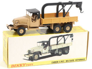Lot 357 - DINKY TOYS (FRANCE) (1)