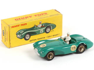 Lot 333 - DINKY TOYS (FRANCE) (1)