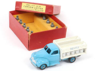 Lot 355 - DINKY TOYS (FRANCE) (1)
