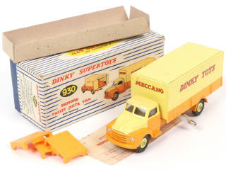 Lot 185 - DINKY TOYS (GB) (1)