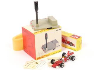 Lot 282 - DINKY TOYS (FRANCE) (2)