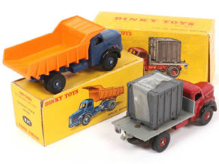 Lot 285 - DINKY TOYS (FRANCE) (2)