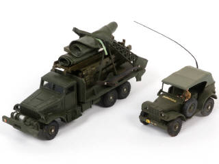 Lot 267 - DINKY TOYS (FRANCE) (2)