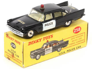Lot 173 - DINKY TOYS (GB) (1)