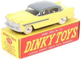 Lot 167 - DINKY TOYS (GB) (1)