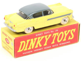 Lot 167 - DINKY TOYS (GB) (1)