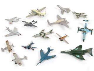 Lot 45 - DIVERS (15)