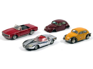 Lot 298 - TEKNO & PILEN (4)