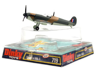 Lot 247 - DINKY TOYS GB (1)