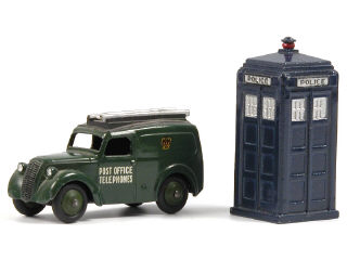 Lot 217 - DINKY TOYS GB (2)
