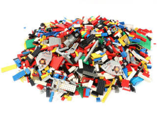 Lot 40 - LEGO (DANEMARK) (150)