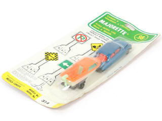 Lot 240 - MAJORETTE (FRANCE) (1)